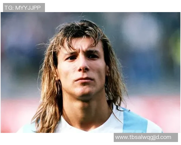 足球界留长发球星风采盘点 他们如何用发型展现个性与魅力